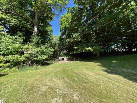 2101 E Rock Rd, Clare, MI 48617 photo 47