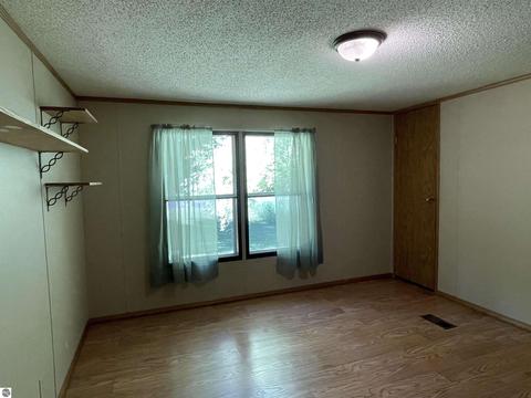 2101 E Rock Rd, Clare, MI 48617 photo 27