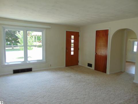 631 E North St, Ithaca, MI 48847 photo 16