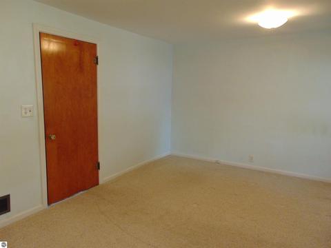 631 E North St, Ithaca, MI 48847 photo 26