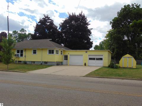 631 E North St, Ithaca, MI 48847 photo 47