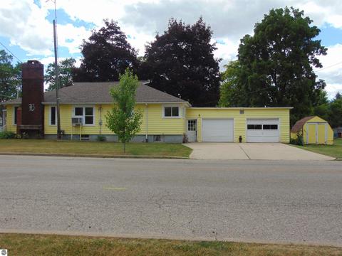 631 E North St, Ithaca, MI 48847 photo 1