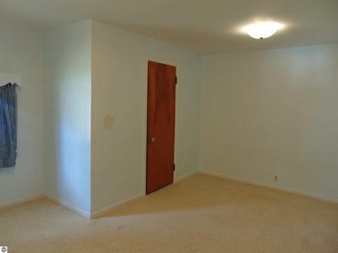 631 E North St, Ithaca, MI 48847 photo 25