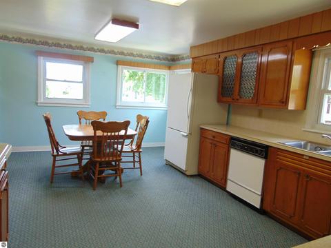 631 E North St, Ithaca, MI 48847 photo 7