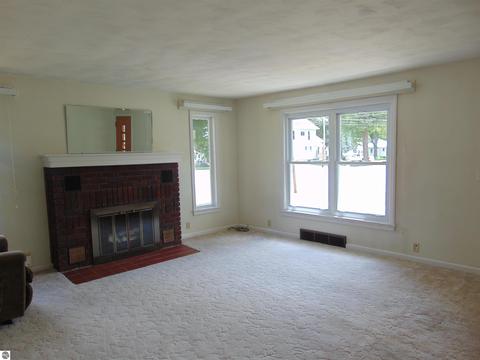 631 E North St, Ithaca, MI 48847 photo 13