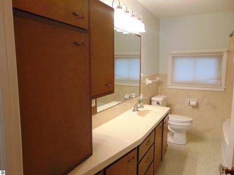 631 E North St, Ithaca, MI 48847 photo 29
