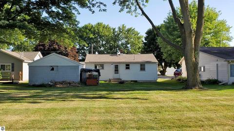 730 E Arcada St, Ithaca, MI 48847 photo 2