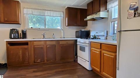 730 E Arcada St, Ithaca, MI 48847 photo 7