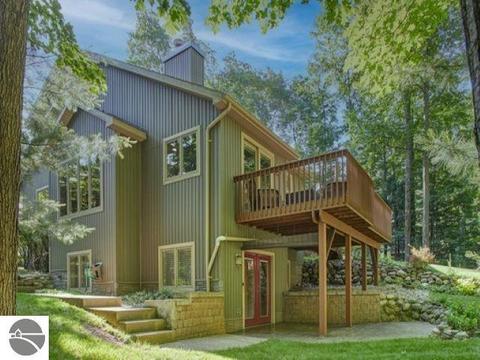 4209 Eagle Crst, Williamsburg, MI 49690 photo 4