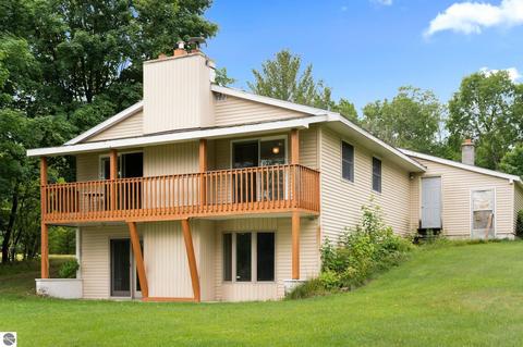 552 Gitchegumee Dr, Buckley, MI 49620 photo 23