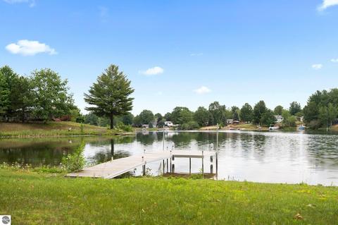 552 Gitchegumee Dr, Buckley, MI 49620 photo 19