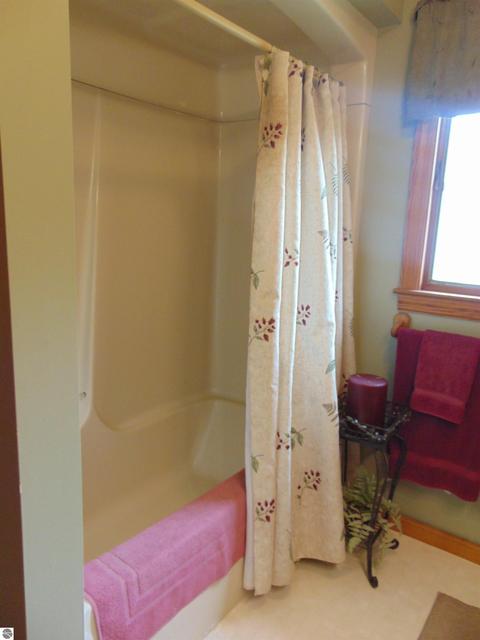 355 Norton Gibbs Dr, Ithaca, MI 48847 photo 40