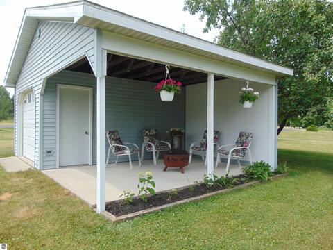 355 Norton Gibbs Dr, Ithaca, MI 48847 photo 16