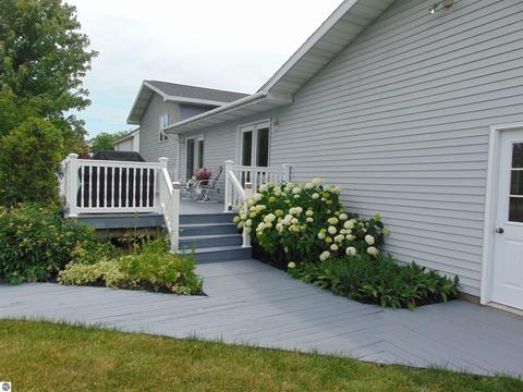355 Norton Gibbs Dr, Ithaca, MI 48847 photo 12