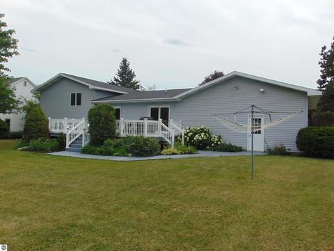 355 Norton Gibbs Dr, Ithaca, MI 48847 photo 11