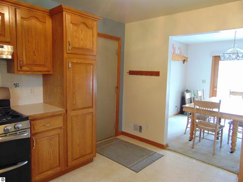 355 Norton Gibbs Dr, Ithaca, MI 48847 photo 54