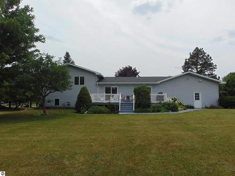 355 Norton Gibbs Dr, Ithaca, MI 48847 photo 10