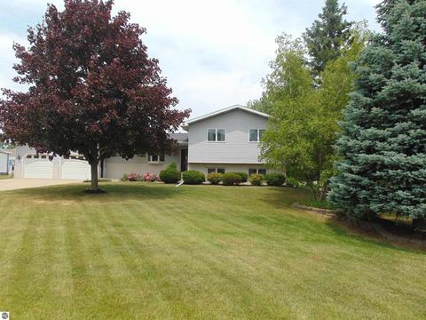 355 Norton Gibbs Dr, Ithaca, MI 48847 photo 4