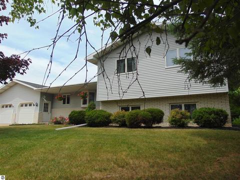 355 Norton Gibbs Dr, Ithaca, MI 48847 photo 7
