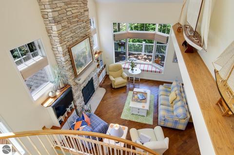 2 Chimney Rdg, Glen Arbor, MI 49636 photo 11