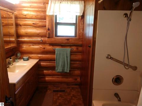 3637 Lakeside Dr, Lupton, MI 48635 photo 29