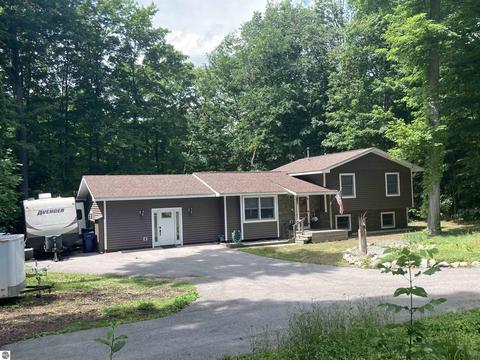 3816 E Shore Dr, Grawn, MI 49637 photo 43