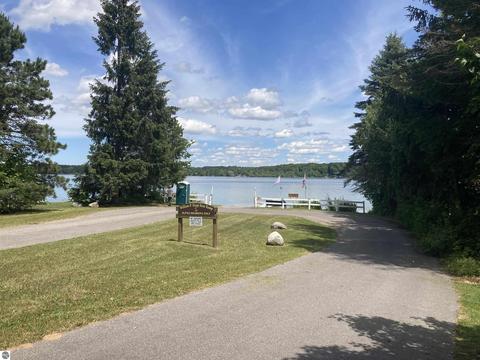 3816 E Shore Dr, Grawn, MI 49637 photo 48