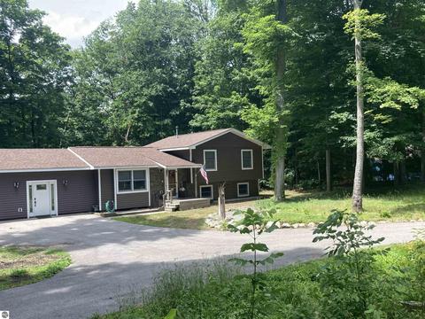 3816 E Shore Dr, Grawn, MI 49637 photo 44