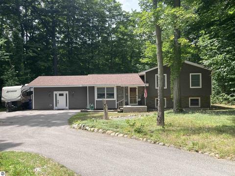 3816 E Shore Dr, Grawn, MI 49637 photo 1