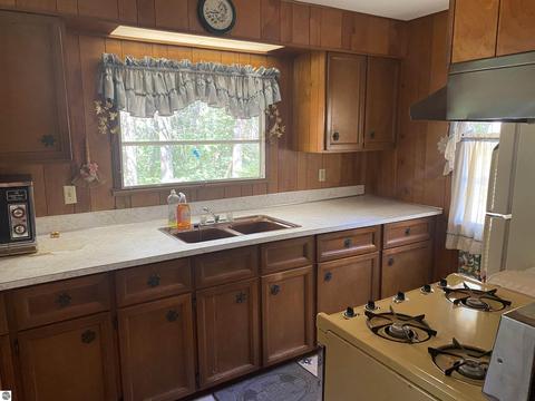 5865 Esmond Rd, Hale, MI 48739 photo 8