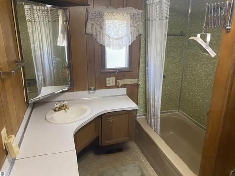 5865 Esmond Rd, Hale, MI 48739 photo 16