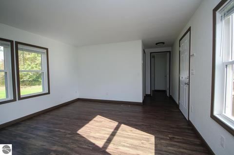 8781 E Baseline Rd, Mount Pleasant, MI 48858 photo 6