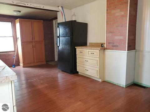 6200 W Buchanan Rd, Ithaca, MI 48847 photo 3