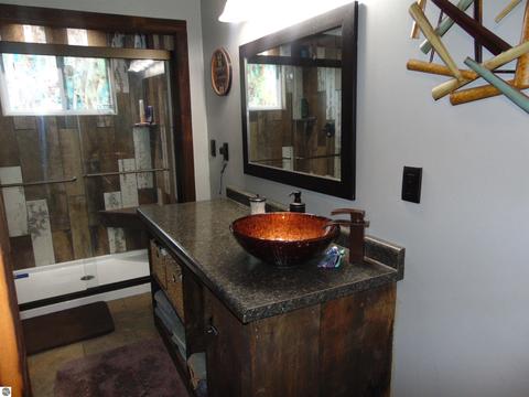 330 N Union St, Ithaca, MI 48847 photo 23