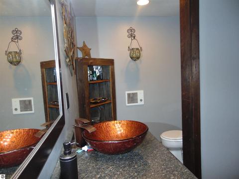 330 N Union St, Ithaca, MI 48847 photo 24