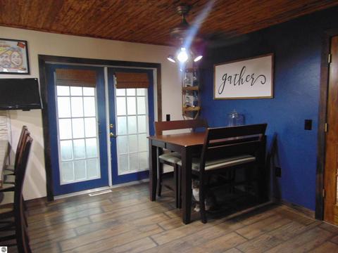 330 N Union St, Ithaca, MI 48847 photo 14