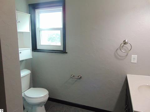 330 N Union St, Ithaca, MI 48847 photo 36