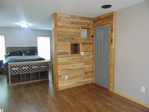 330 N Union St, Ithaca, MI 48847 photo 33
