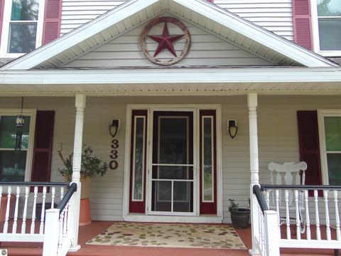 330 N Union St, Ithaca, MI 48847 photo 2