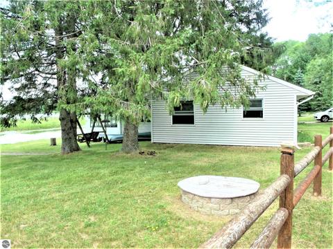4583 State Rd, Hale, MI 48739 photo 10