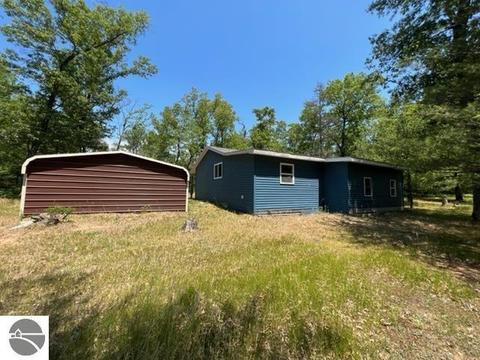 4103 E 40th St, Chase, MI 49623 photo 6