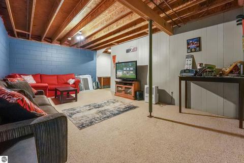 8073 S Quarter Rd, Cadillac, MI 49601 photo 27