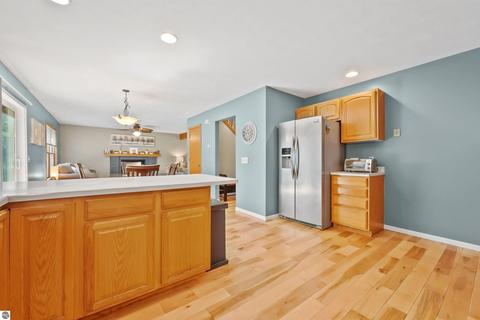 8073 S Quarter Rd, Cadillac, MI 49601 photo 14