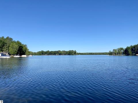 5375 Duggan Dr, Lupton, MI 48635 photo 14