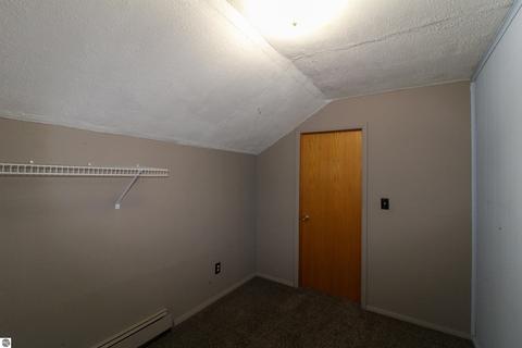 105 S Second, Shepherd, MI 48883 photo 21