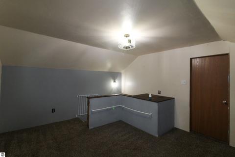 105 S Second, Shepherd, MI 48883 photo 15