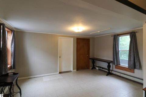 105 S Second, Shepherd, MI 48883 photo 10