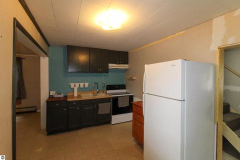 105 S Second, Shepherd, MI 48883 photo 8