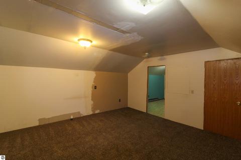 105 S Second, Shepherd, MI 48883 photo 17