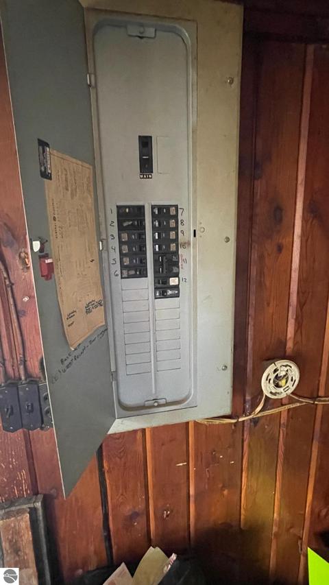 513 E M 72, Grayling, MI 49738 photo 11